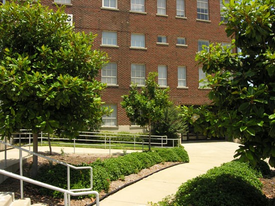 United Jewelers Apartments